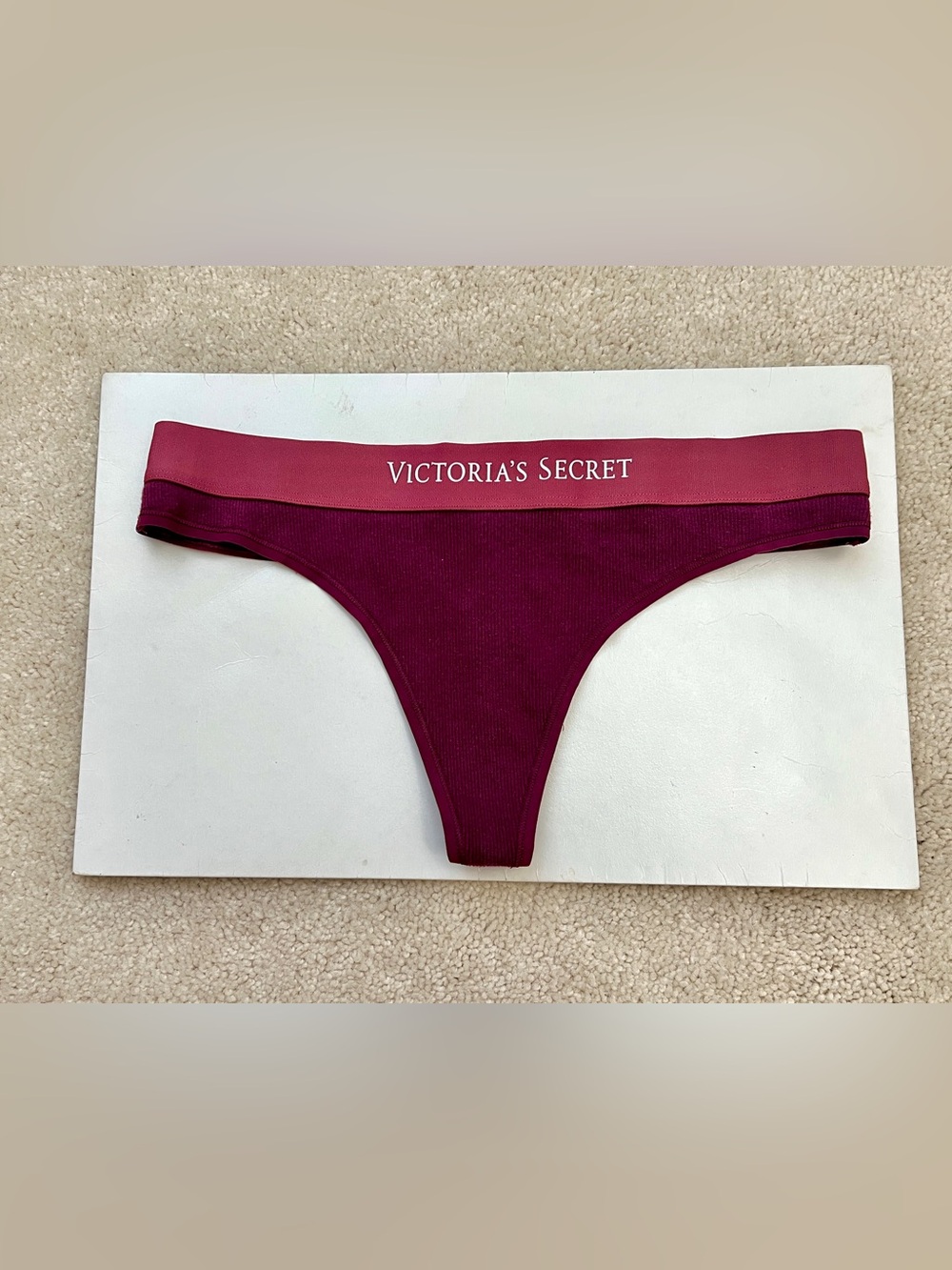 New Victoria’s Secret Maroon Ribbed Cotton Logo Waistband Thong Panties Medium M